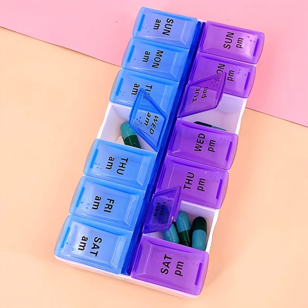pill organizer, pill box, medicine box, medicine organizer, pill case, 7 days pill box