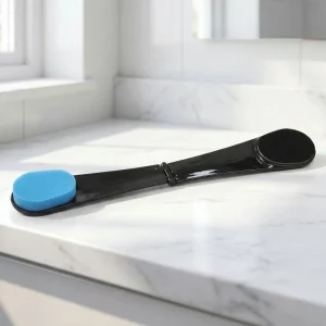 sunscreen applicator, back brush, lotion applicator, sunscreen back applicator, lotion back applicator, back applicator, self tanner brush