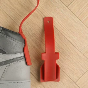 shoe horn, shoe helper, shoe helper for elderly